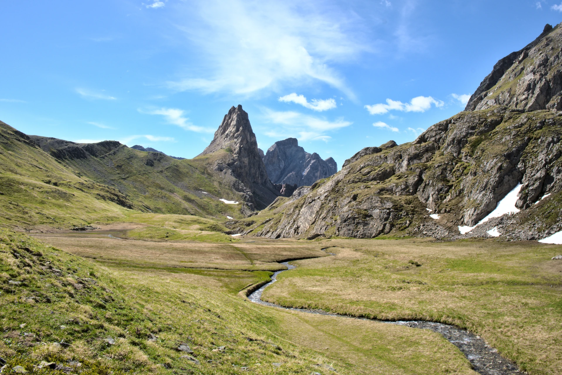 Gli alpeggi del massiccio del Thabor, liberi dalla neve a luglio